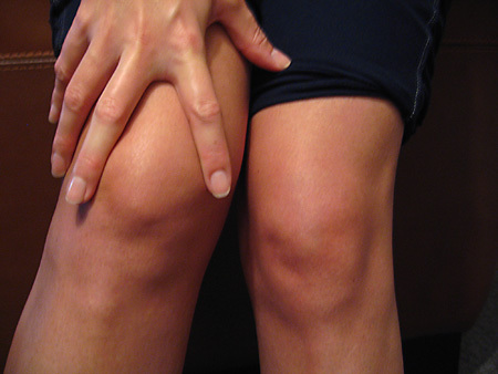 Knees Cracking