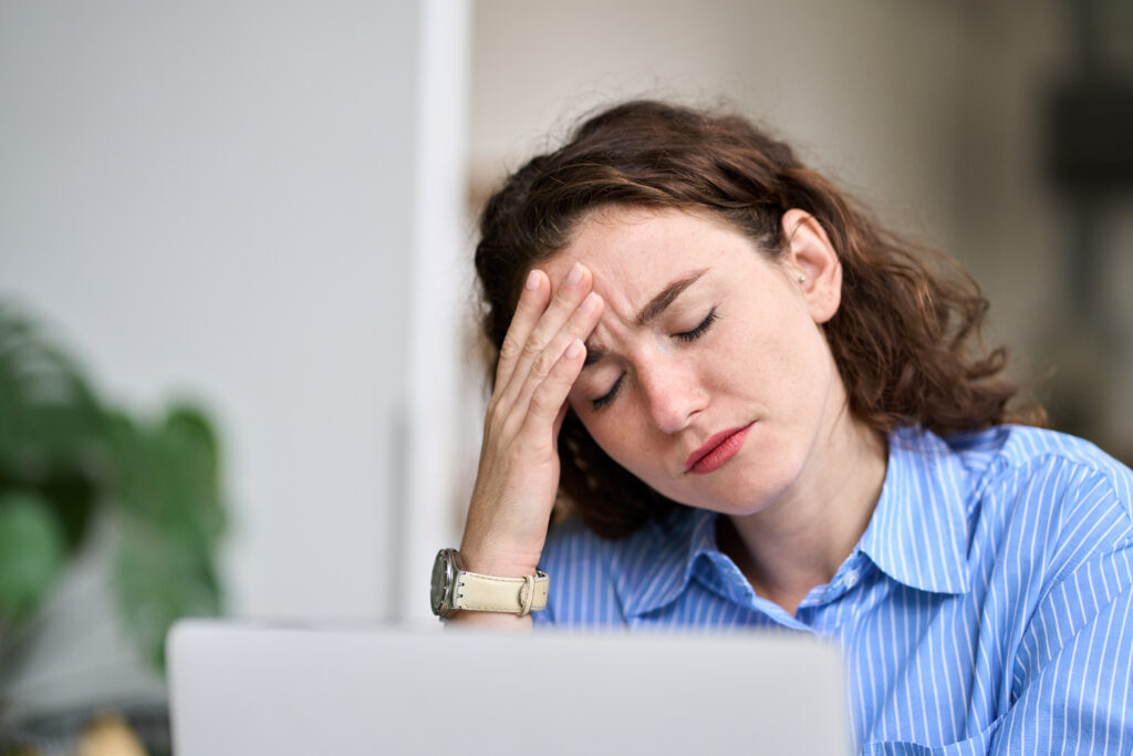 Cervicogenic headache symptoms, causes and treatment